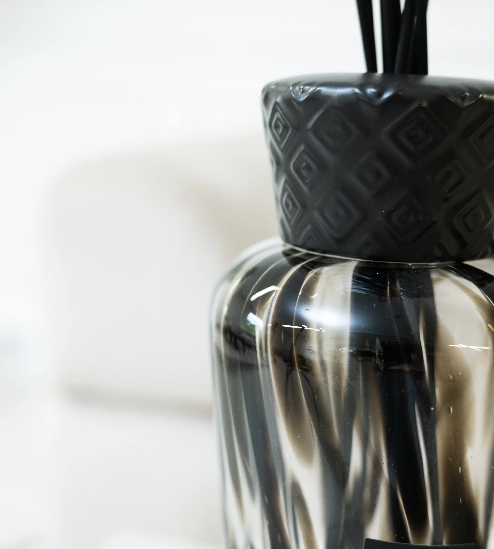 Dappled Sences Alang Alang Reed Diffuser 2000ml - Image 5